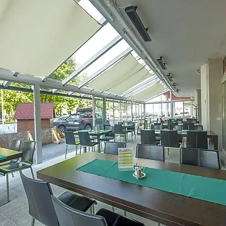 Szálloda Spolcentrum