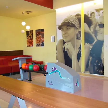 斯珀尔森特露姆酒店 3* 斯维特